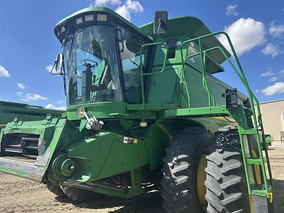 Image of John Deere 9750 STS equipment image 3