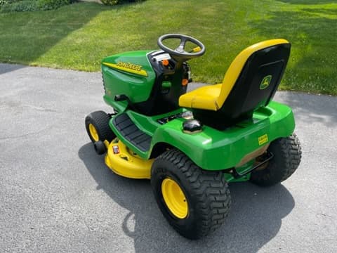 Image of John Deere LT160 equipment image 3