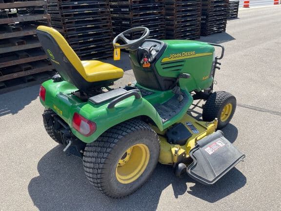 Image of John Deere X485 equipment image 4