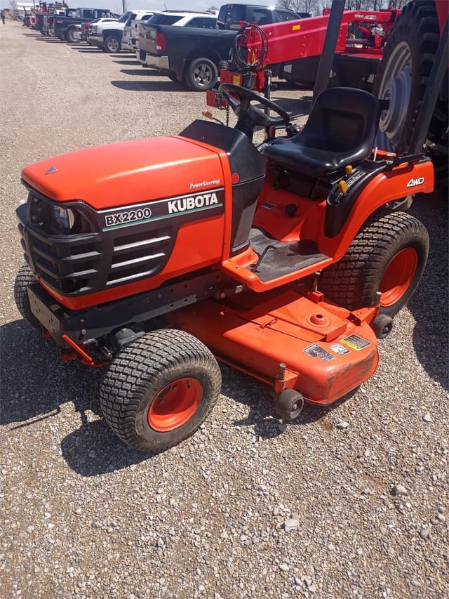 Image of Kubota BX2200 equipment image 2