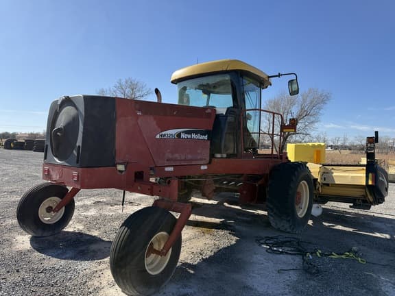Image of New Holland HW325 equipment image 4