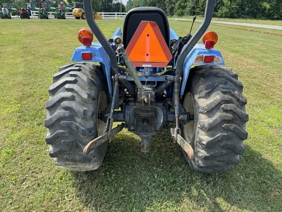 Image of New Holland TC30 equipment image 4
