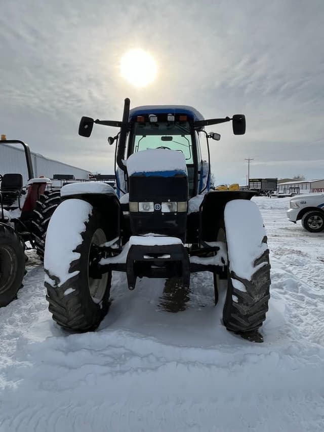 Image of New Holland TM190 equipment image 1