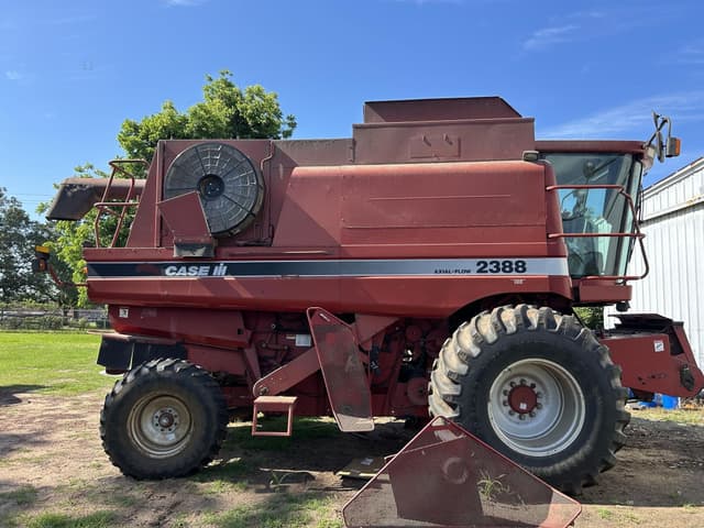 Image of Case IH 2388 equipment image 3