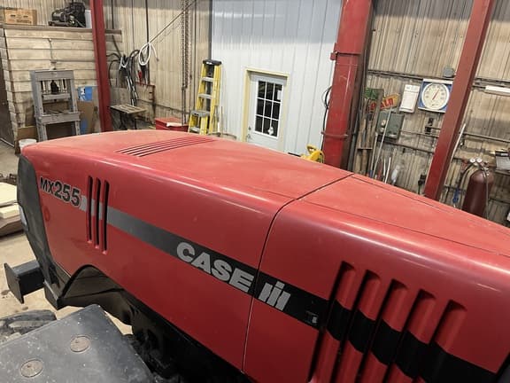 Image of Case IH MX255 equipment image 4