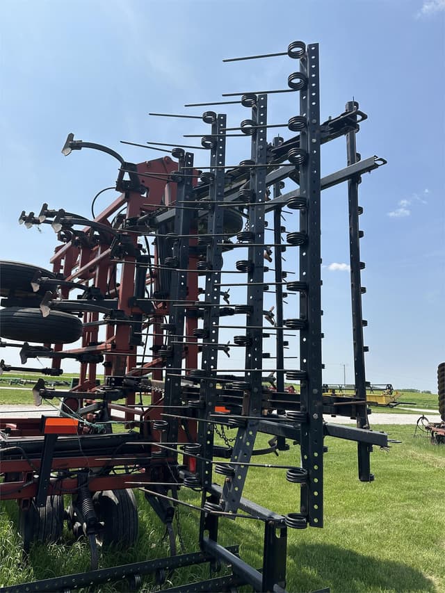 Image of Case IH Tigermate 200 equipment image 4