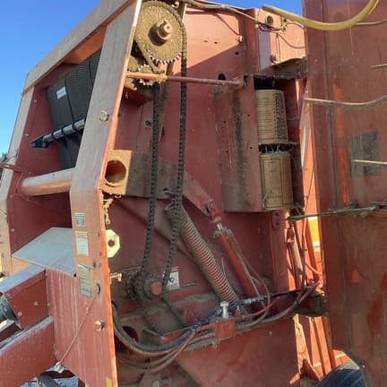 Image of Hesston 745 equipment image 4