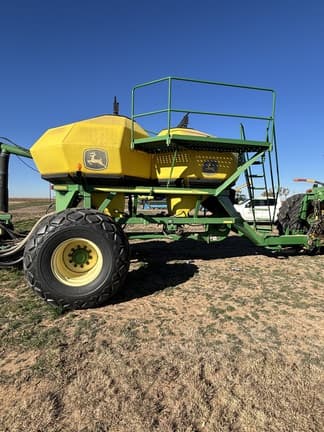 Image of John Deere 1890 equipment image 3