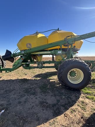 Image of John Deere 1890 equipment image 2