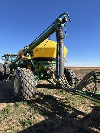 Image of John Deere 1890 equipment image 1