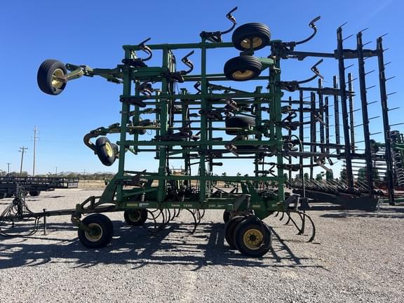 Image of John Deere 2410 equipment image 1