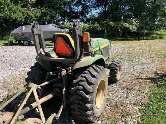 Image of John Deere 4210 equipment image 2