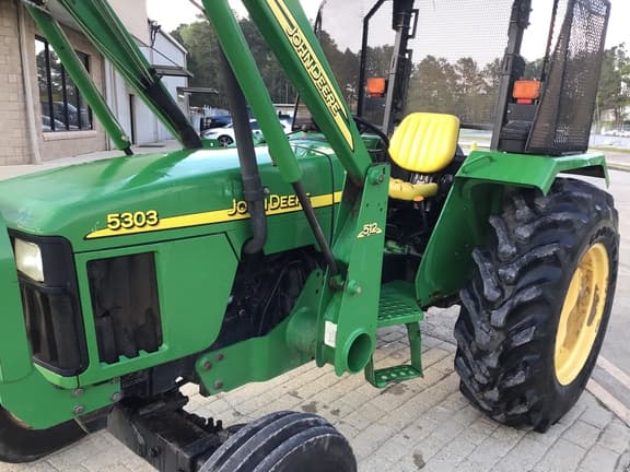 Image of John Deere 5303 equipment image 3