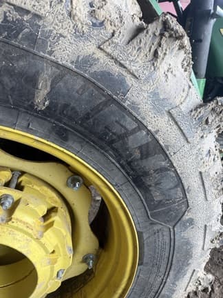 Image of John Deere 5420 equipment image 3