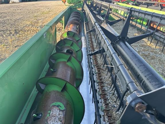 Image of John Deere 625F equipment image 4