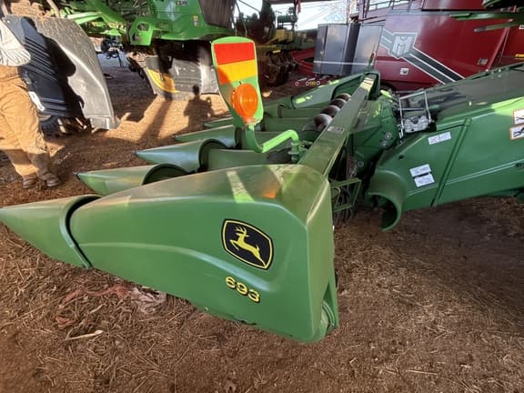 Image of John Deere 693 equipment image 2
