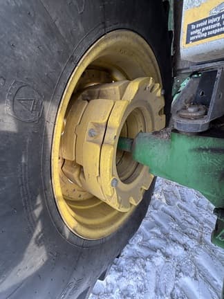 Image of John Deere 7420 equipment image 4