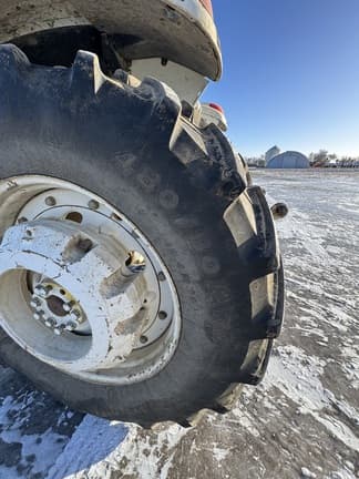 Image of John Deere 7420 equipment image 2