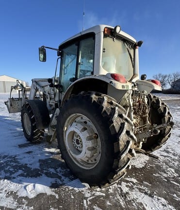 2004 John Deere 7420 Equipment Image0