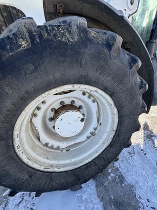 Image of John Deere 7420 equipment image 3