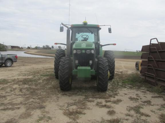 Image of John Deere 7920 equipment image 1