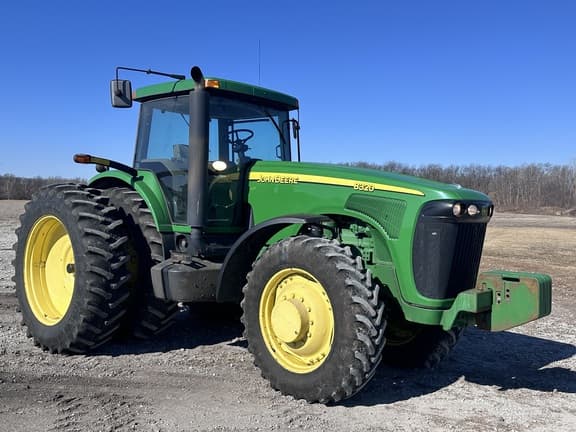 Image of John Deere 8320 Primary image