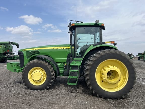 Image of John Deere 8420 equipment image 1