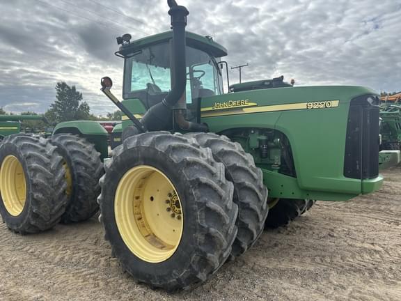 Image of John Deere 9220 Primary image