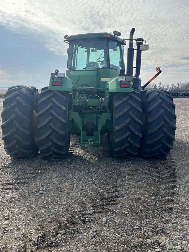 Image of John Deere 9520 equipment image 4