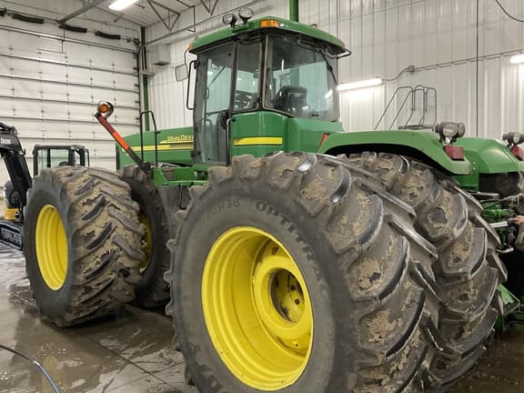 Image of John Deere 9520 equipment image 4