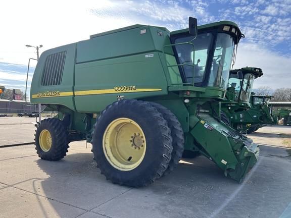 Image of John Deere 9660 STS equipment image 2