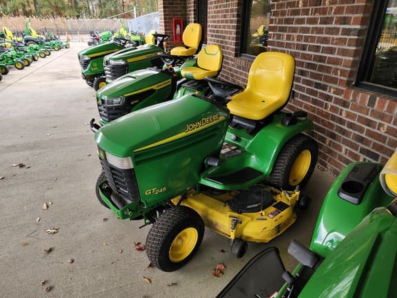 Image of John Deere GT245 equipment image 3