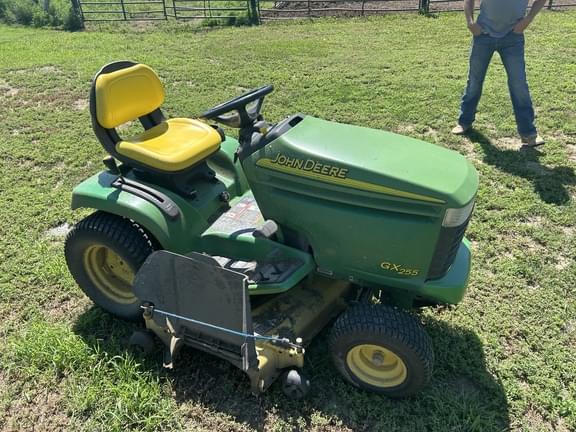 Image of John Deere GX255 equipment image 2