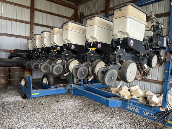 Image of Kinze 3500 Primary image