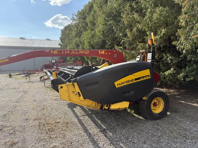 Image of New Holland 1475 equipment image 2