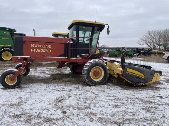 2004 New Holland HW320 Equipment Image0