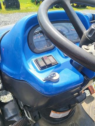 Image of New Holland TC45DA equipment image 3