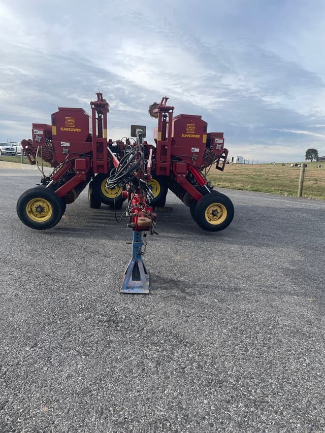 Image of Sunflower 9421-25 equipment image 2