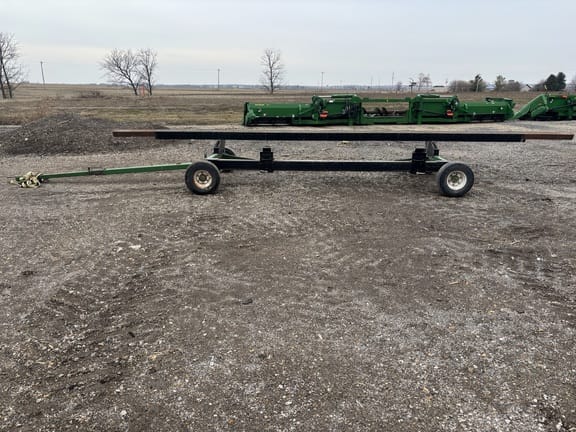 2005 E-Z Trail 672 Equipment Image0