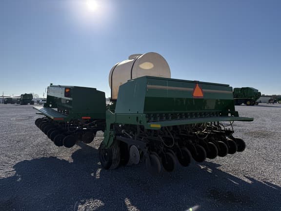 Image of Great Plains 3S-3000 equipment image 2
