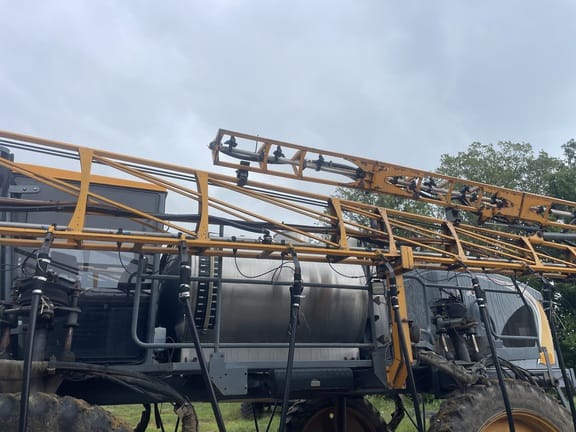 2005 Hagie STS10 Equipment Image0