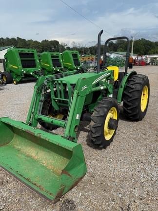 Image of John Deere 5105 Primary image