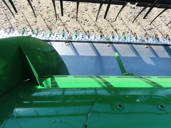 Image of John Deere 630F equipment image 4