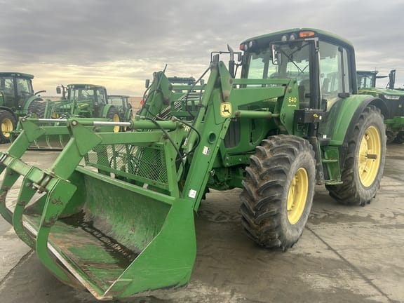 2005 John Deere 6420 Equipment Image0