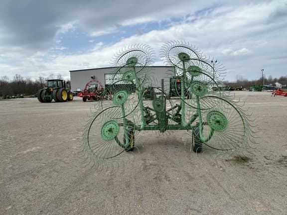 Image of John Deere 702 equipment image 4