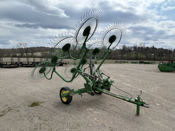 Image of John Deere 702 equipment image 2