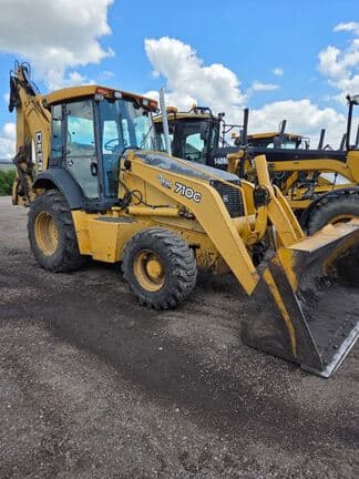 Image of John Deere 710G Primary Image