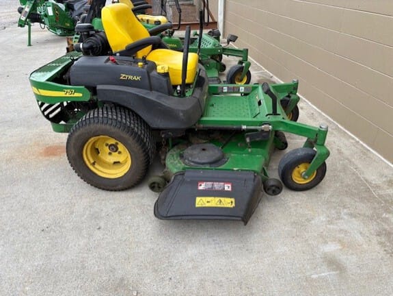 2005 John Deere 757 Equipment Image0