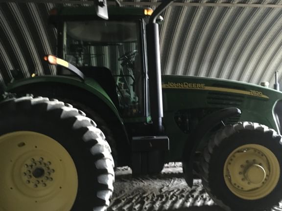 2005 John Deere 7820 Equipment Image0