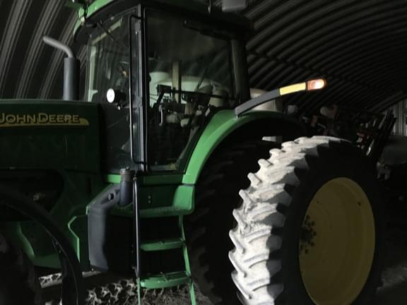 Image of John Deere 7820 equipment image 2